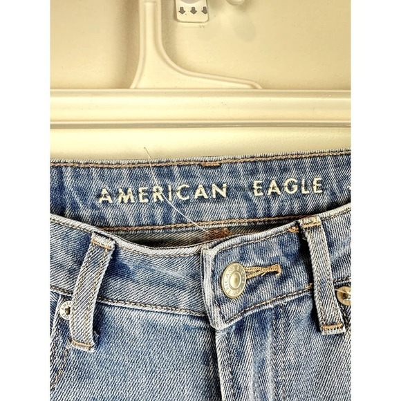 NWOT American Eagle Ripped "Mom Jean" size 00 SHORT - Picture 3 of 8